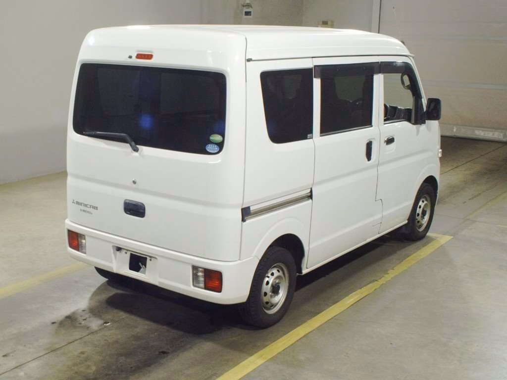 MITSUBISHI MINICAB