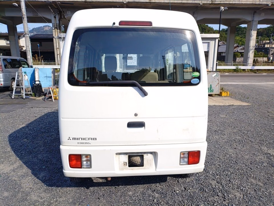 MITSUBISHI MINICAB