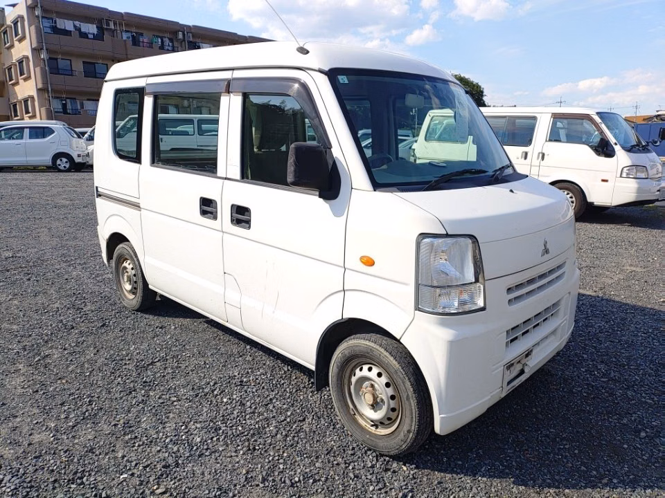 MITSUBISHI MINICAB