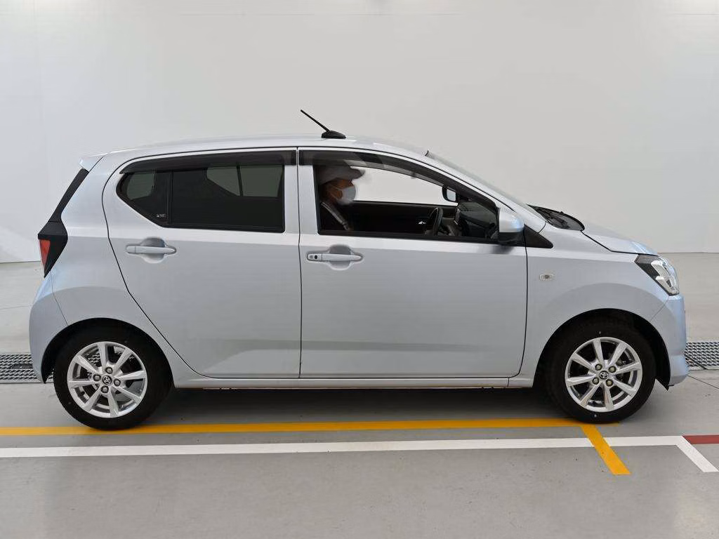 TOYOTA PIXIS EPOCH