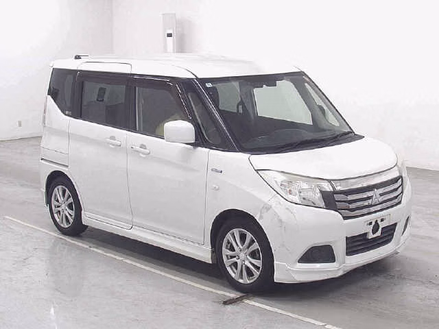 MITSUBISHI DELICA D:2
