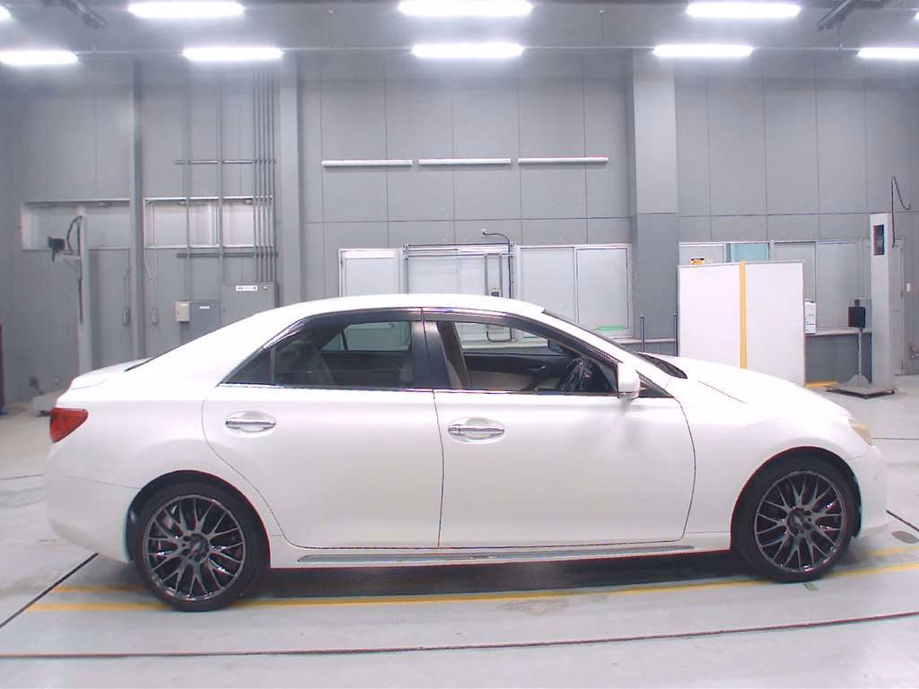 TOYOTA MARK X