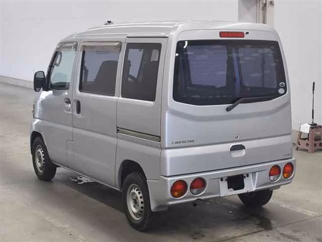 MITSUBISHI MINICAB