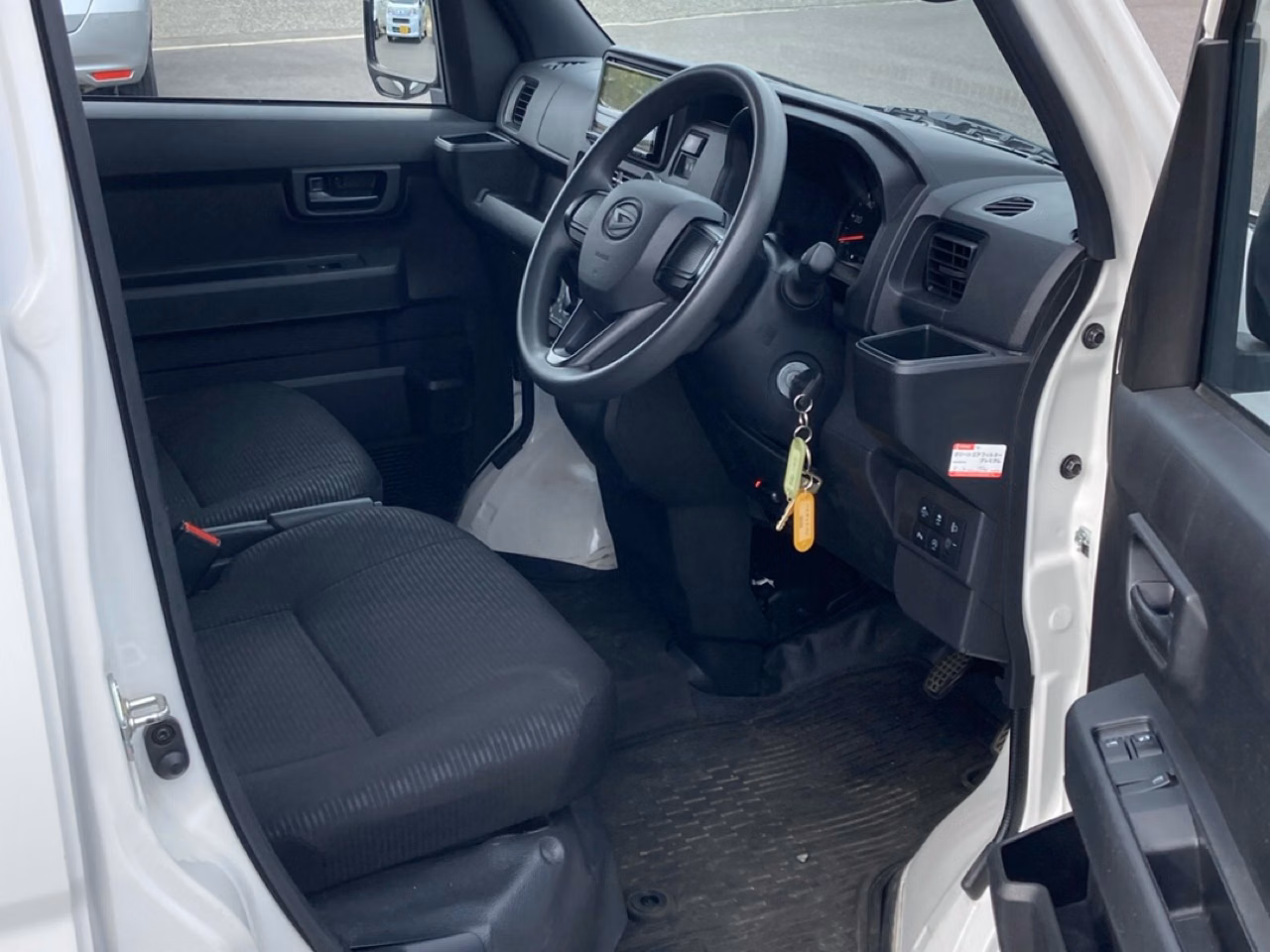 DAIHATSU ATRAI