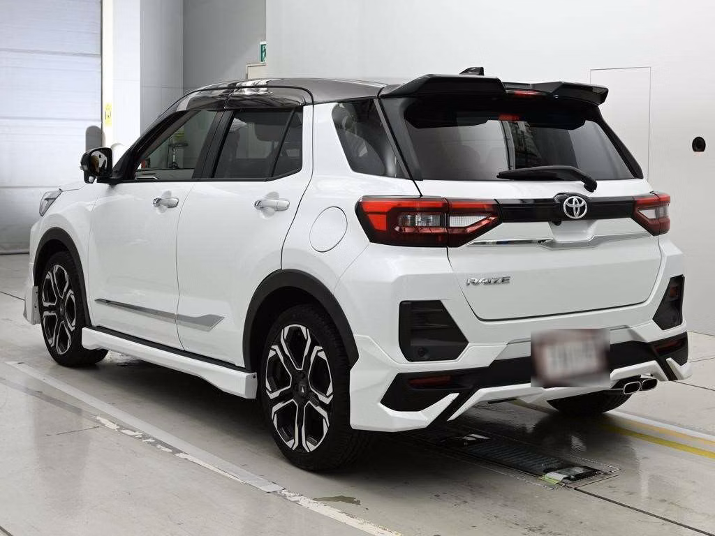 TOYOTA RAIZE