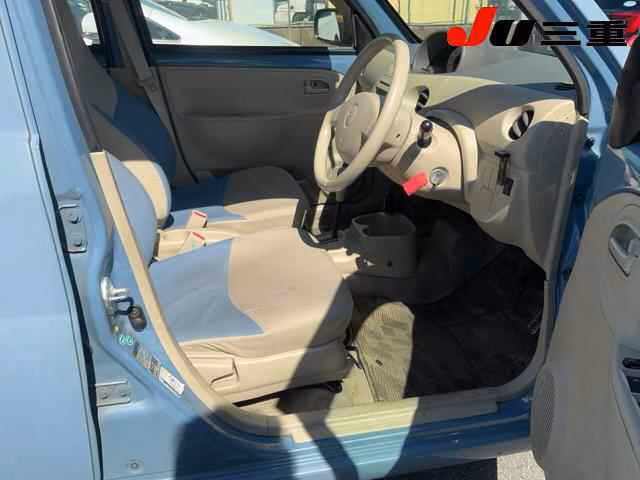 DAIHATSU ESSE