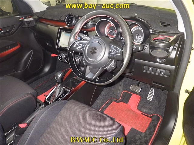 SUZUKI SWIFT