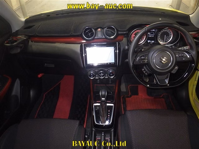 SUZUKI SWIFT