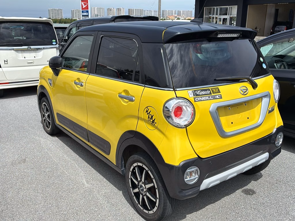 DAIHATSU CAST