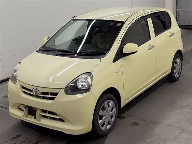 TOYOTA PIXIS EPOCH