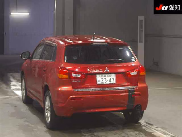 MITSUBISHI RVR