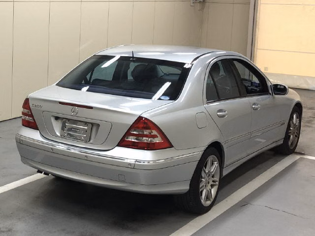 MERCEDES-BENZ C-CLASS