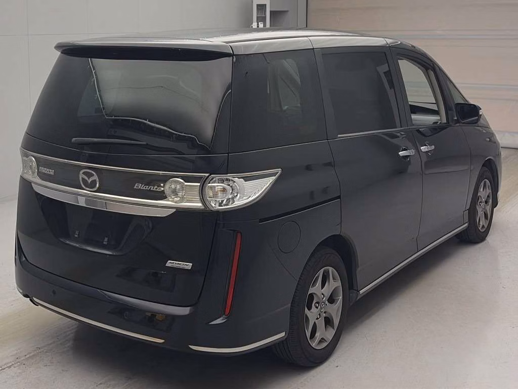MAZDA BIANTE