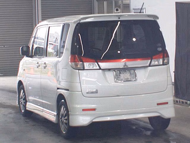 MITSUBISHI DELICA D:2