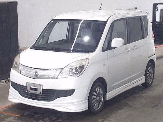 MITSUBISHI DELICA D:2