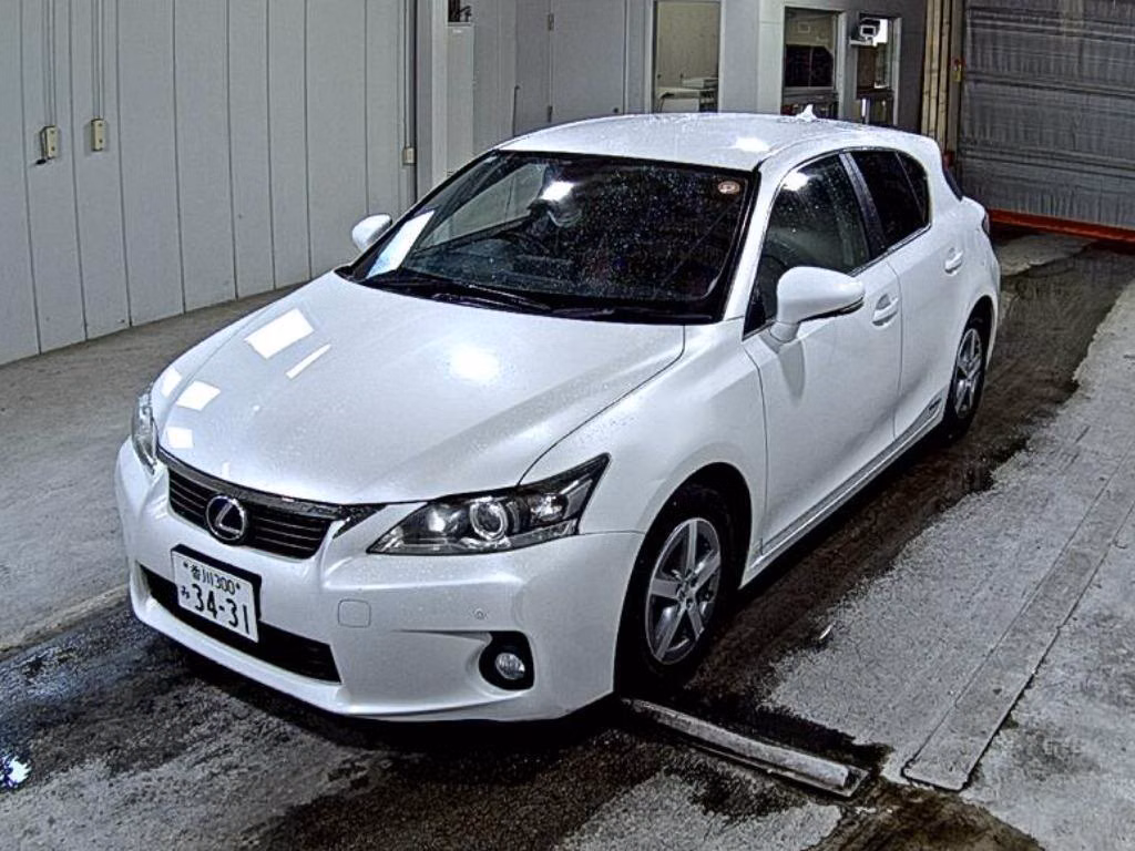 LEXUS CT200H