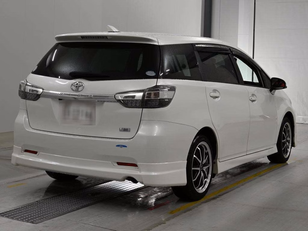TOYOTA WISH