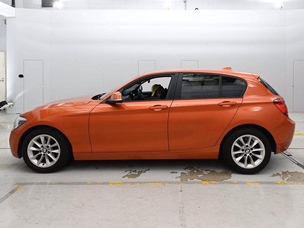 BMW 1-SERIES