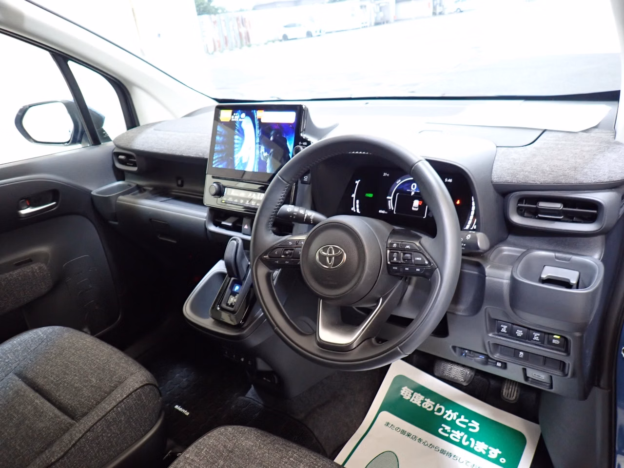 TOYOTA SIENTA
