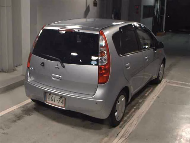 MITSUBISHI COLT