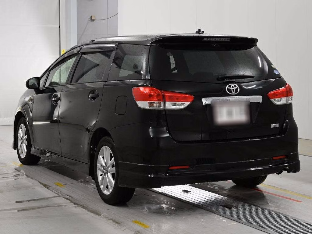 TOYOTA WISH