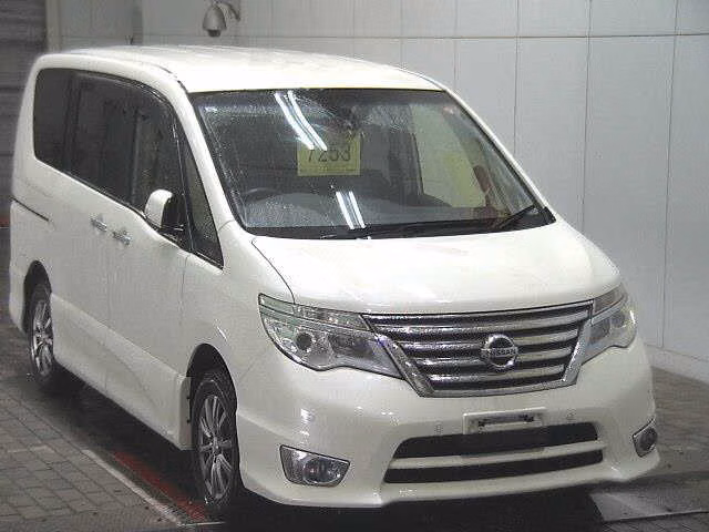 NISSAN SERENA