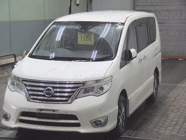 NISSAN SERENA