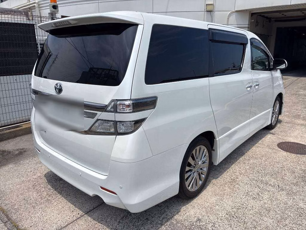 TOYOTA VELLFIRE