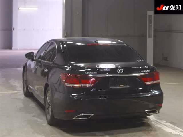LEXUS LS460