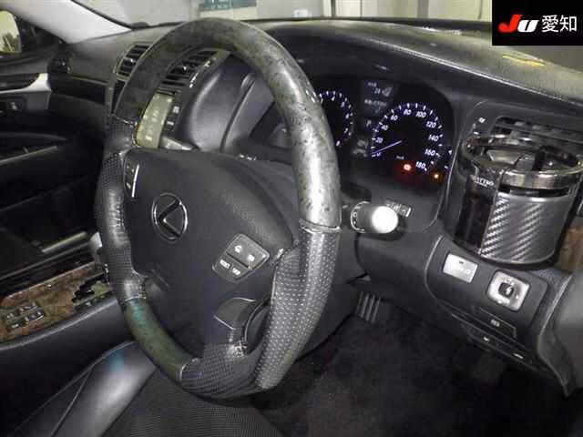 LEXUS LS460