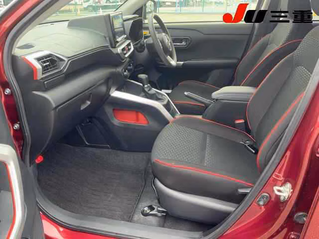 DAIHATSU ROCKY