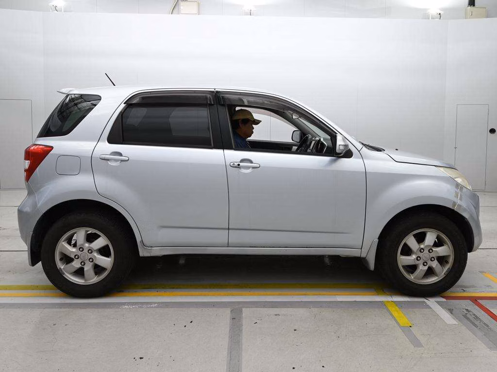 DAIHATSU BE-GO