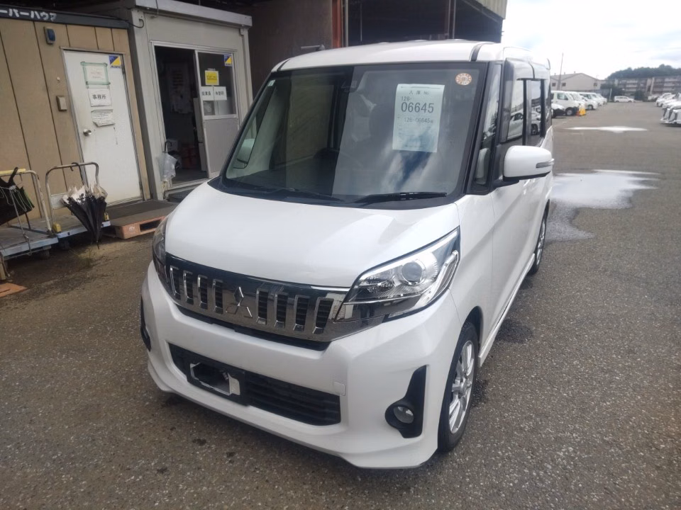 MITSUBISHI EK SPACE