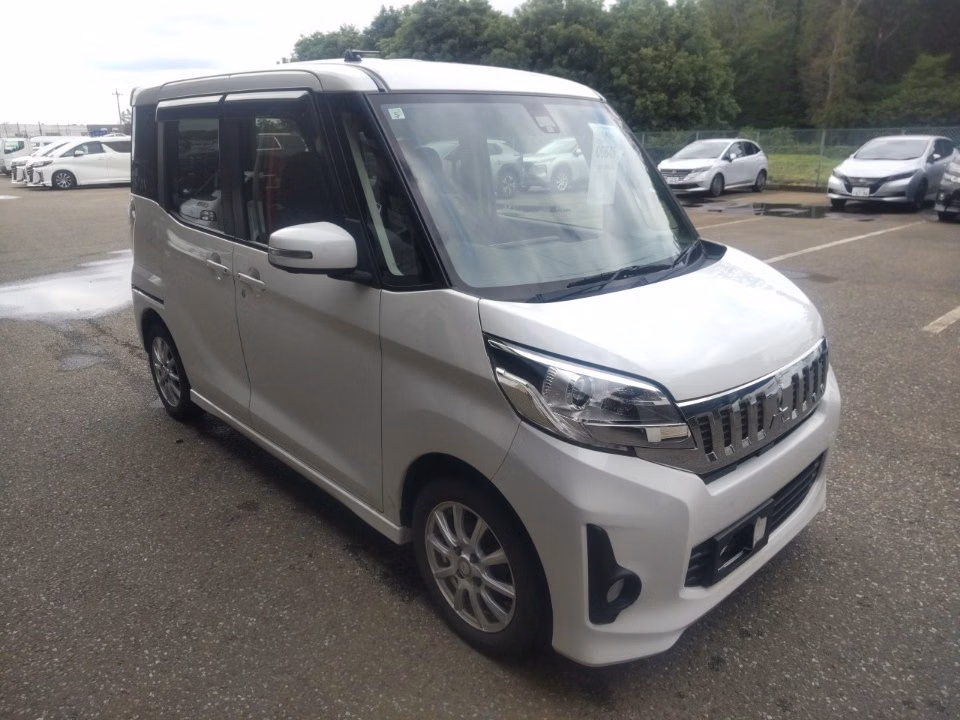 MITSUBISHI EK SPACE