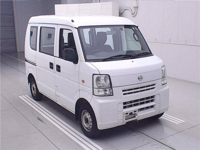 NISSAN NV100 CLIPPER