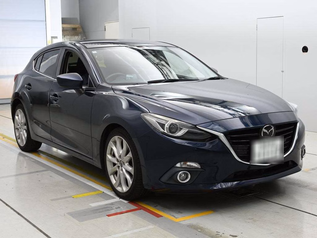 MAZDA AXELA
