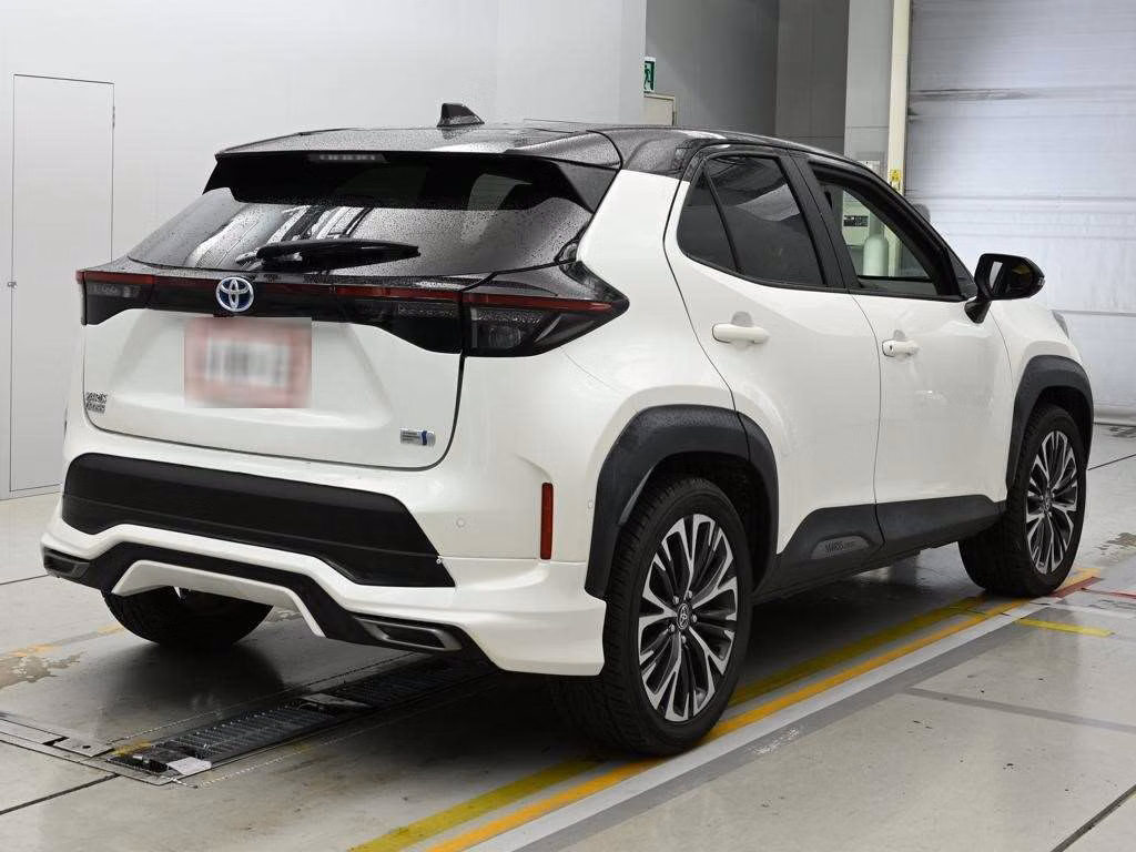 TOYOTA YARIS CROSS