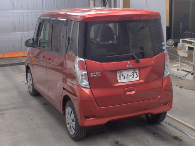 MITSUBISHI EK SPACE