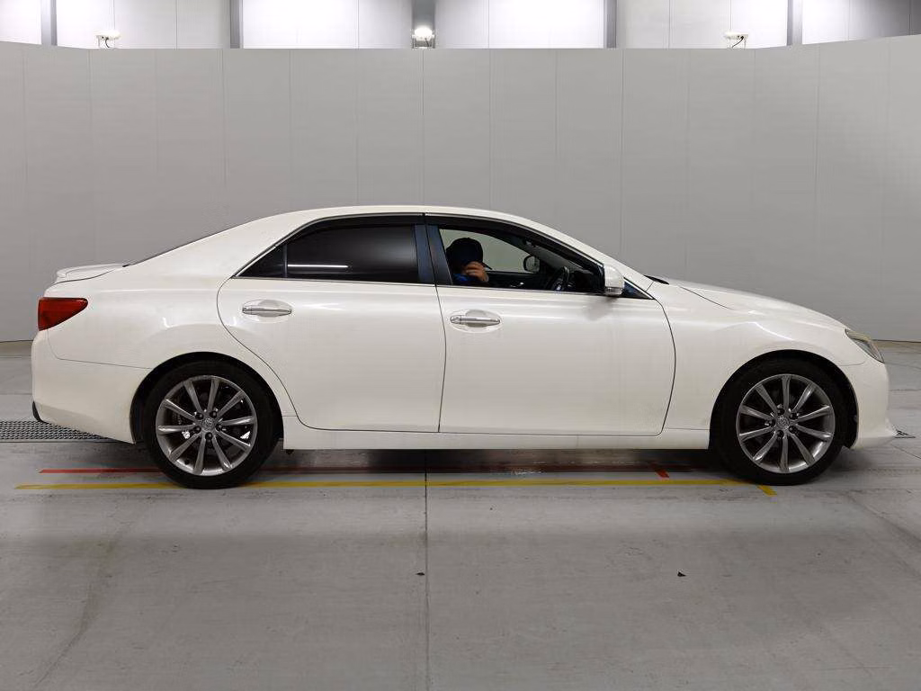 TOYOTA MARK X