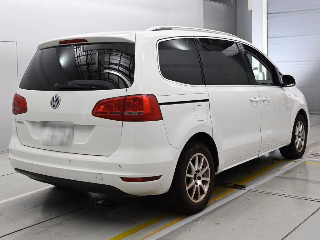 VOLKSWAGEN SHARAN