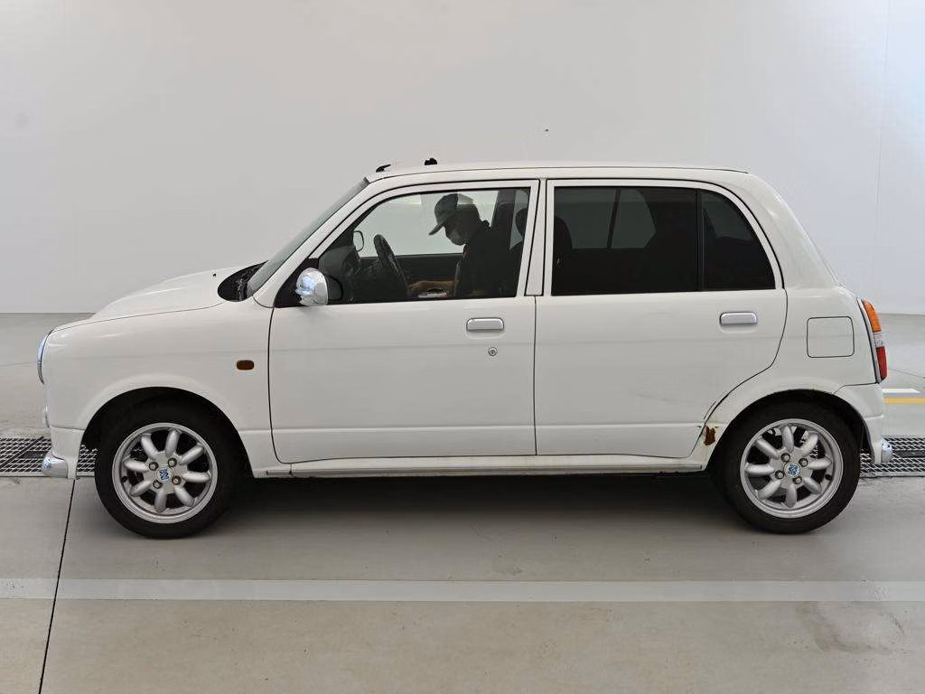 DAIHATSU MIRA GINO