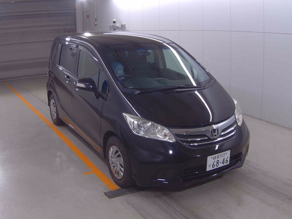 HONDA FREED