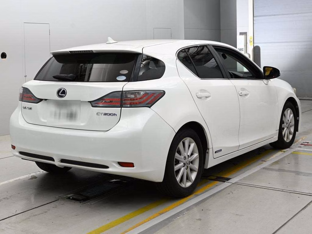 LEXUS CT200H