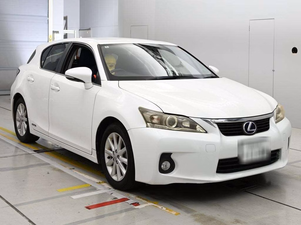 LEXUS CT200H