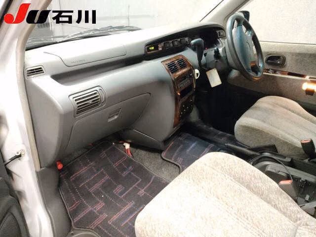 TOYOTA TOWN ACE NOAH