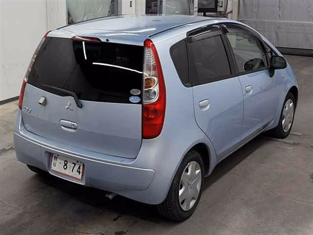 MITSUBISHI COLT