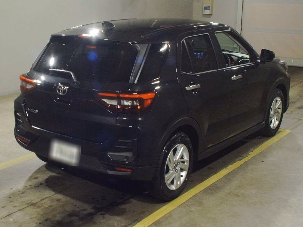 TOYOTA RAIZE