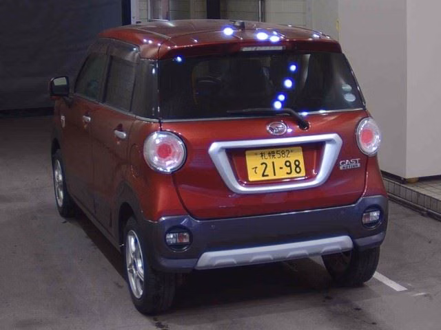 DAIHATSU CAST