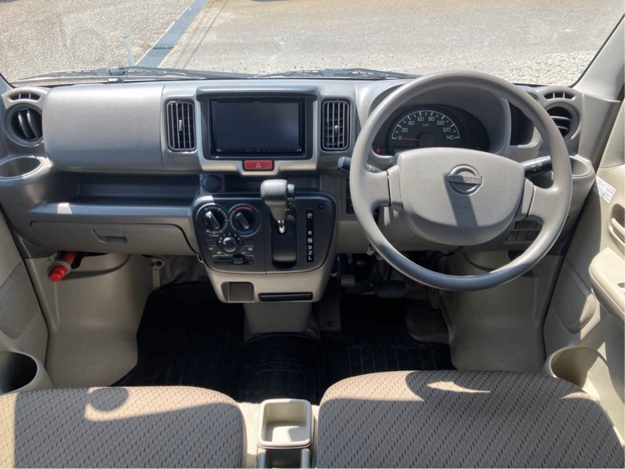 NISSAN NV100 CLIPPER