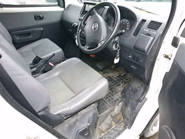 TOYOTA LITE ACE